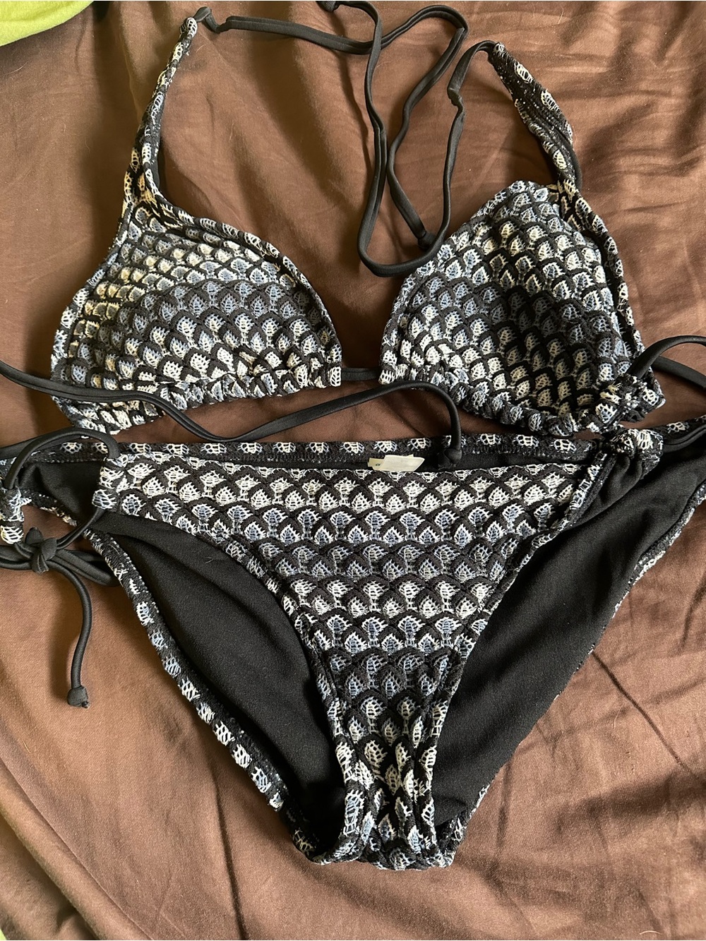 Old Navy Black and White Crochet Tie-Side Bikini Set